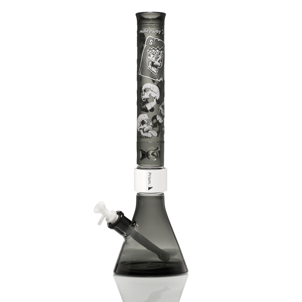 Etched SKULLIANCE Midnight Beaker, left side view